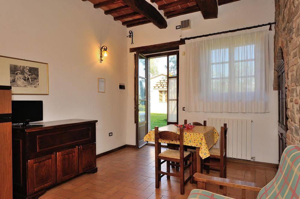Relais Borgo Torale Passignano sul Trasimeno Exterior foto