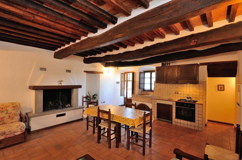 Relais Borgo Torale Passignano sul Trasimeno Exterior foto