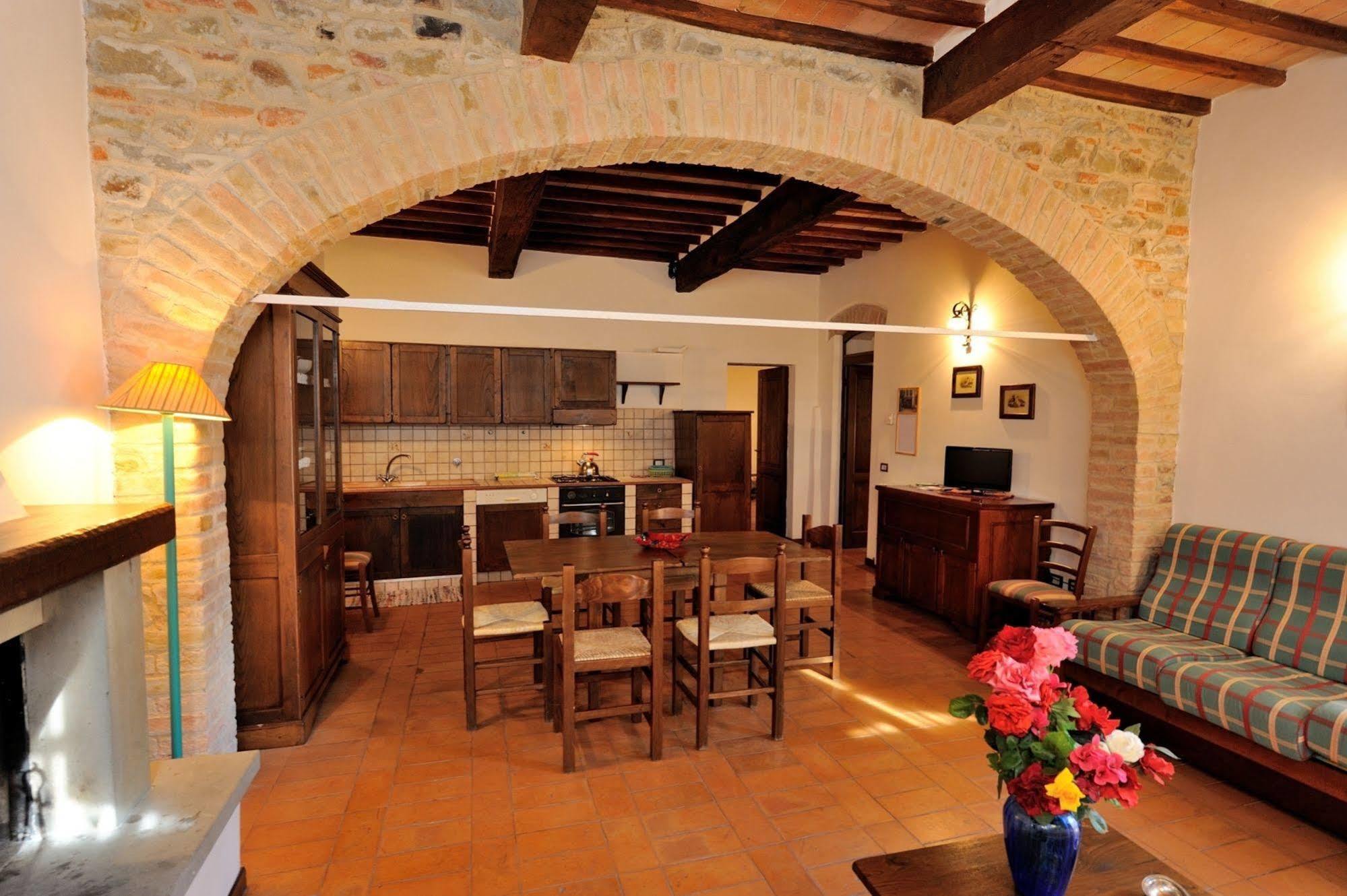 Relais Borgo Torale Passignano sul Trasimeno Exterior foto