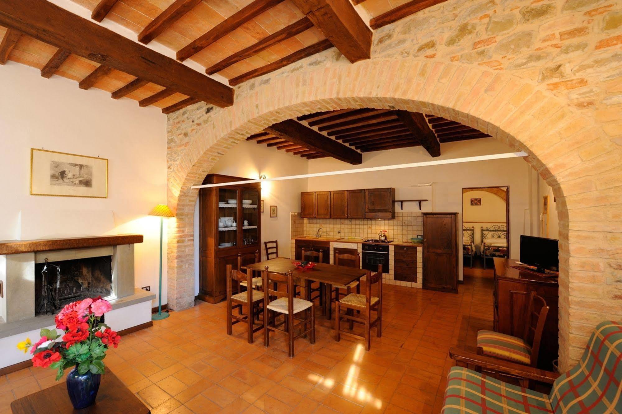 Relais Borgo Torale Passignano sul Trasimeno Exterior foto