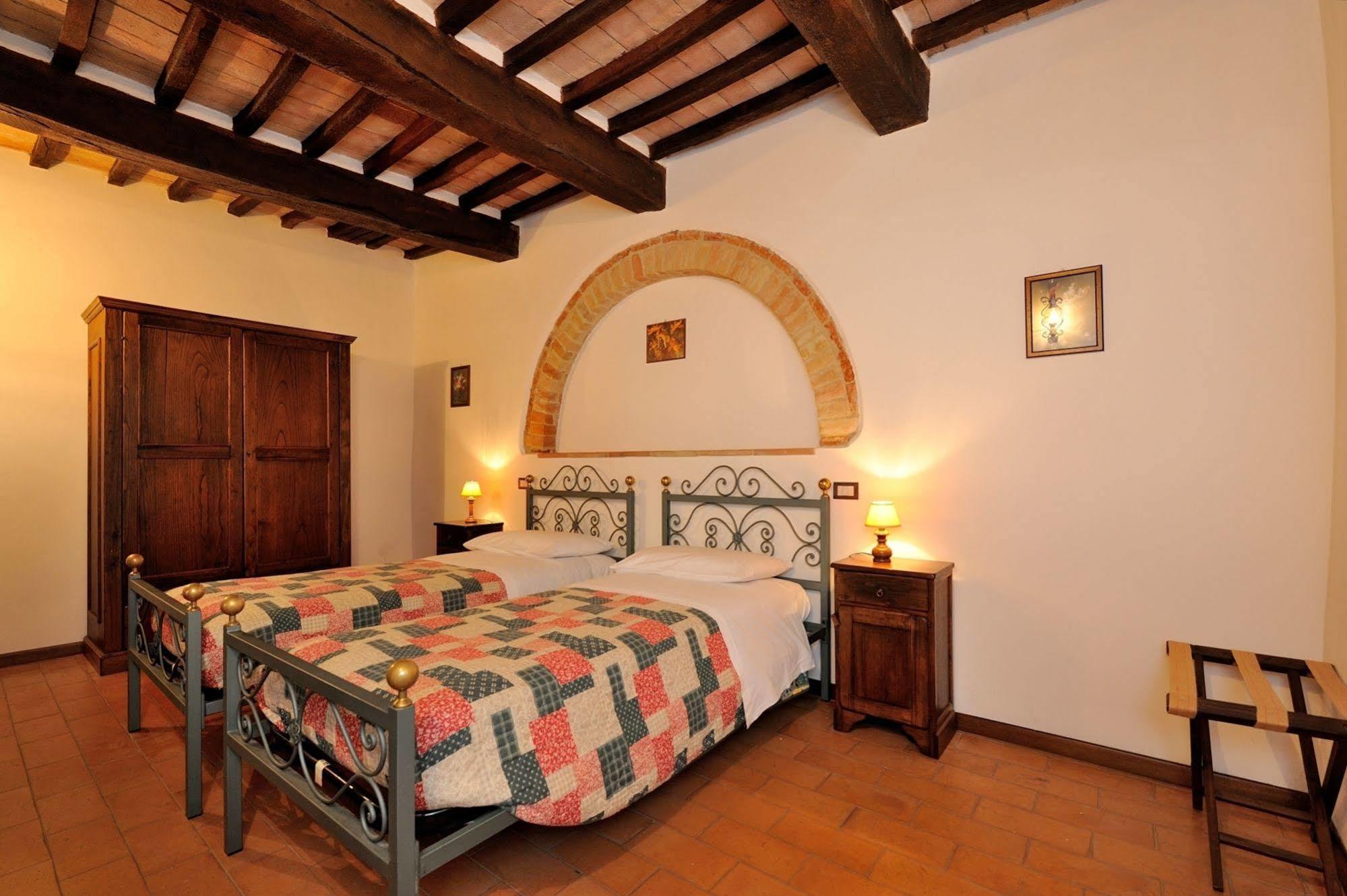 Relais Borgo Torale Passignano sul Trasimeno Exterior foto