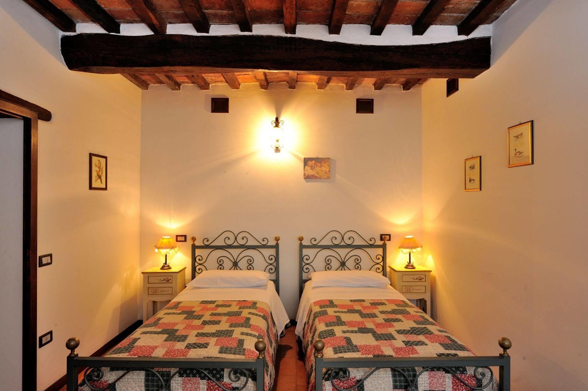 Relais Borgo Torale Passignano sul Trasimeno Exterior foto